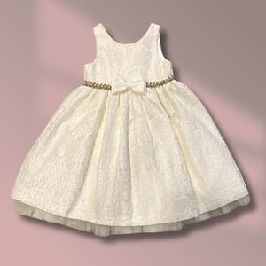 American Princess Size 6 Cream Ivory Lace & Tulle Underneath Rhinestone Waist